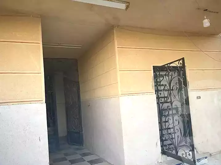 https://aqarmap.com.eg/en/listing/6952739-for-rent-cairo-al-oubour-el-hay-el-tamen