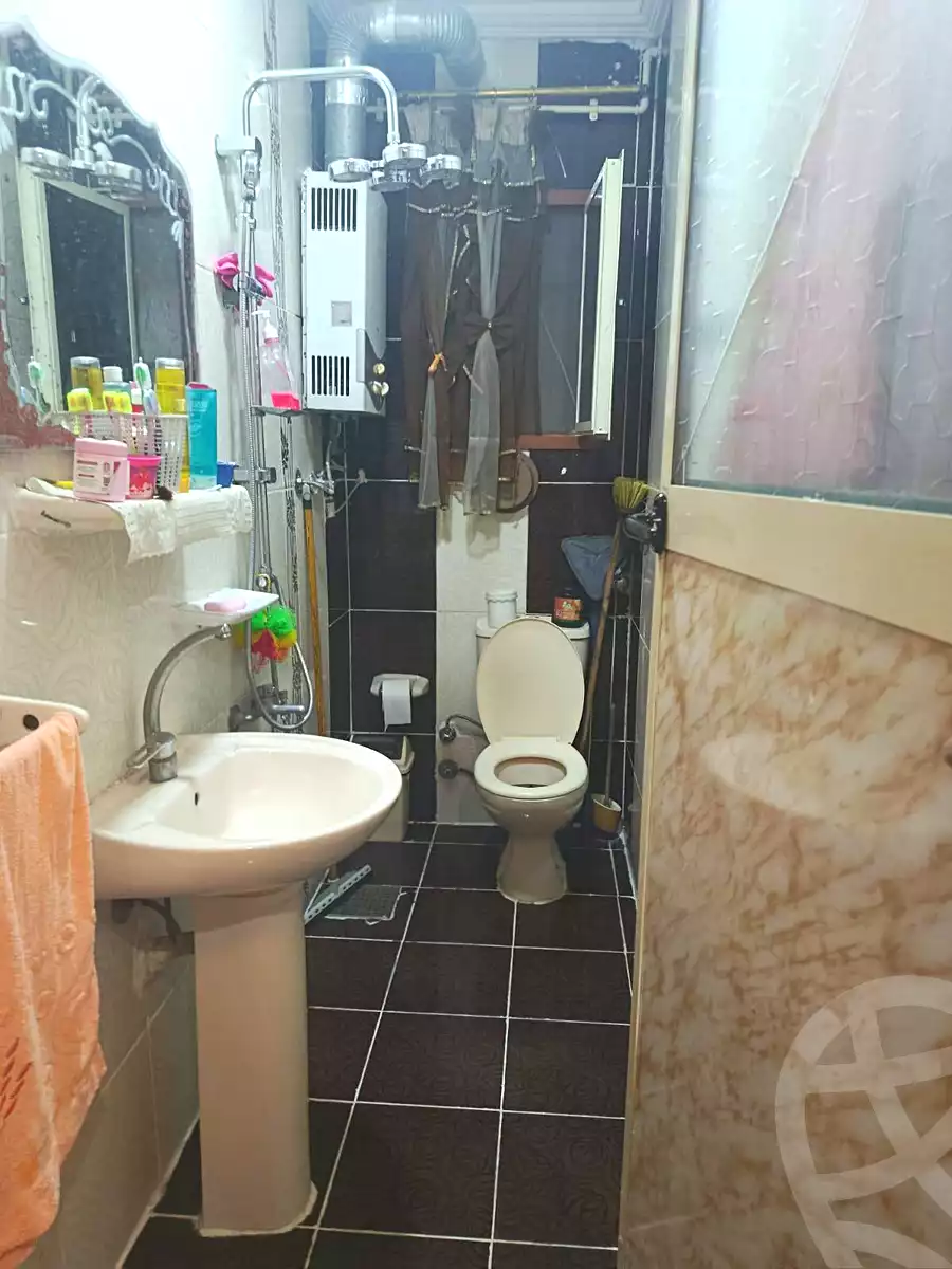 https://aqarmap.com.eg/ar/listing/6953082-for-sale-alexandria-sydy-bshr-sydy-bshr-bhry-shr-mhmwd-l-yswy