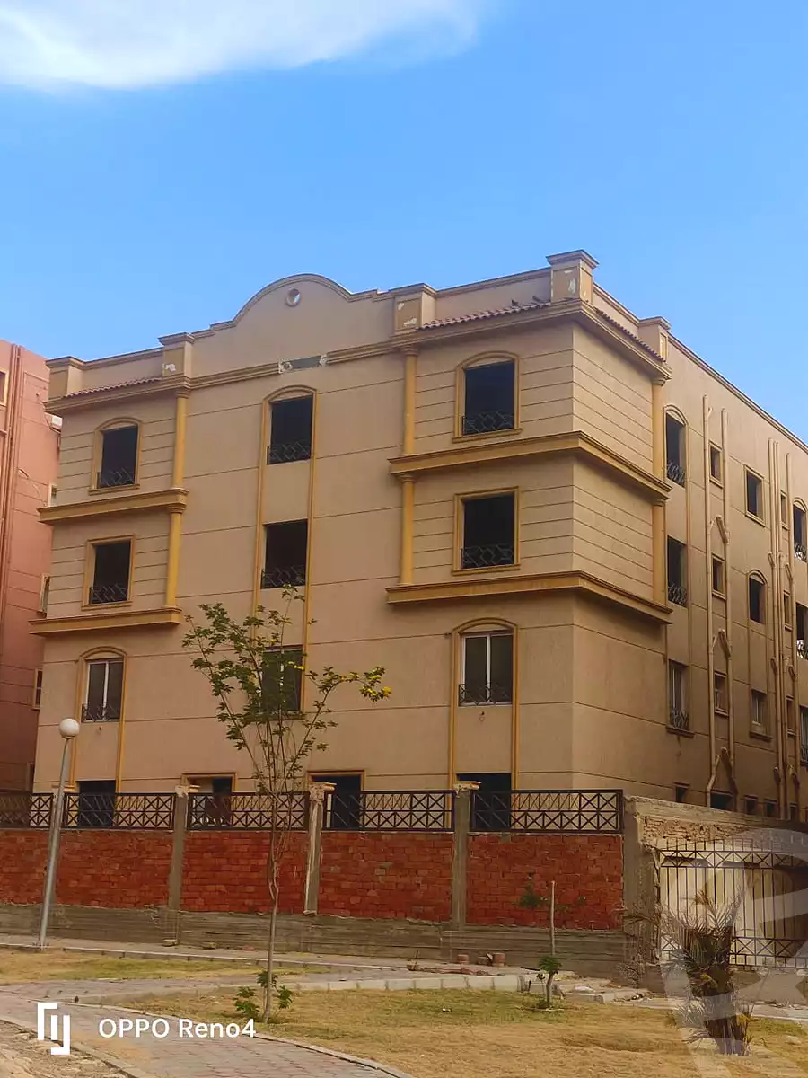 https://aqarmap.com.eg/ar/listing/6953352-for-sale-cairo-new-cairo-gharb-arabila-doctor-hani-maher-st