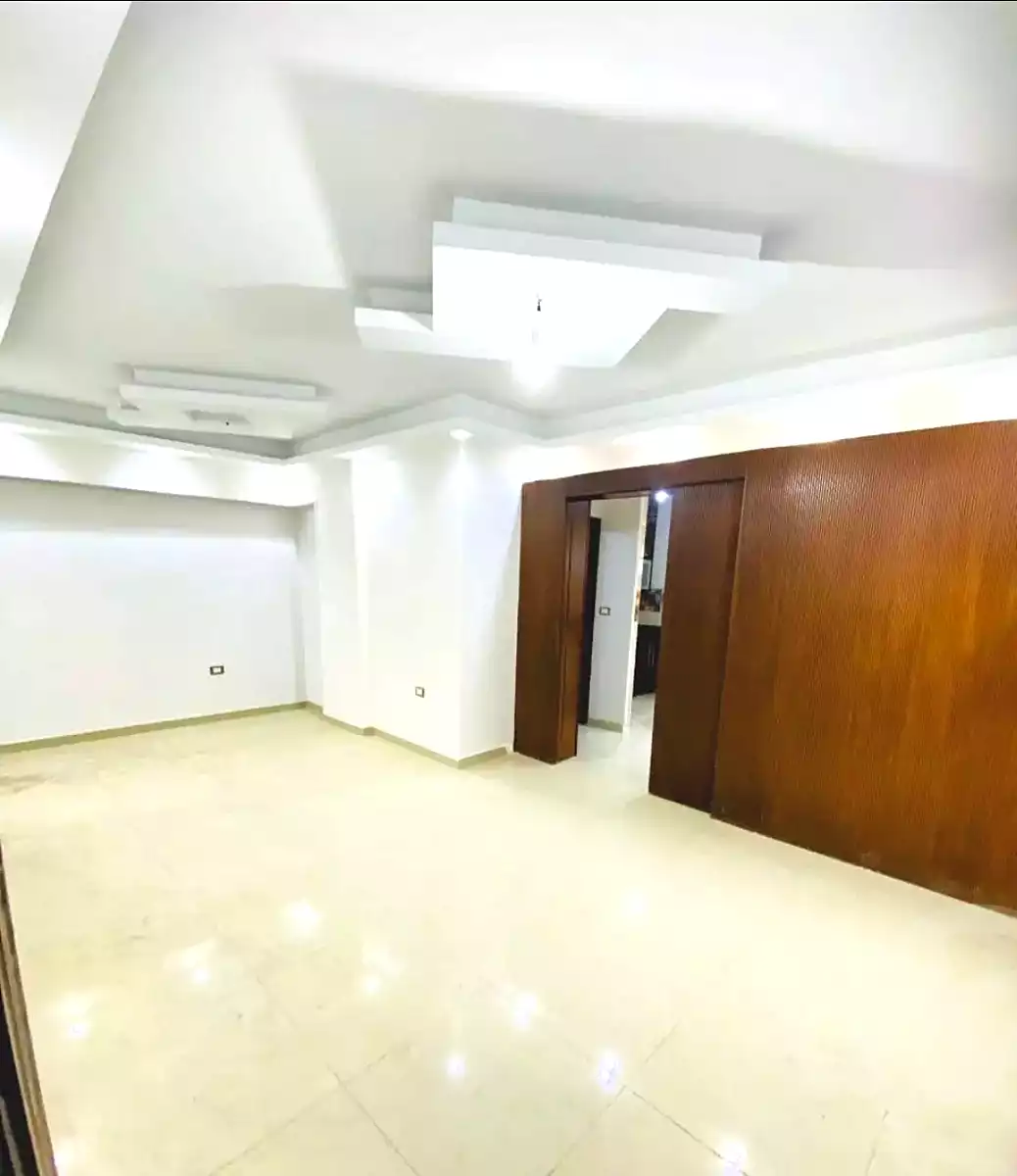 https://aqarmap.com.eg/ar/listing/6953626-for-sale-alexandria-el-mandara-alex-el-mandara-bahri-sidi-kamal-st