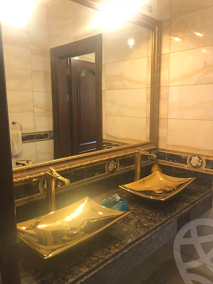https://aqarmap.com.eg/en/listing/6954458-for-sale-cairo-new-cairo-compounds-byljyw