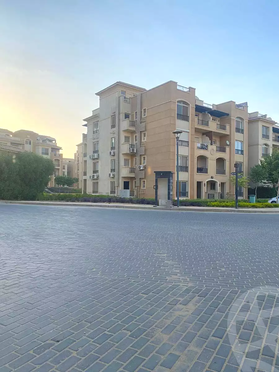 https://aqarmap.com.eg/ar/listing/6954476-for-sale-cairo-new-cairo-compounds-stwn-ryzydns-by-ar-y-llttwyr