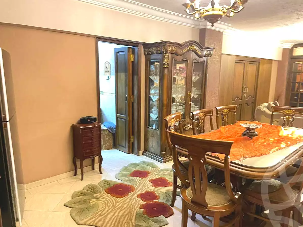 https://aqarmap.com.eg/ar/listing/6954714-for-sale-cairo-helwan-helwan-el-sharkeya-heidar-st