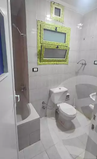 https://aqarmap.com.eg/ar/listing/6955003-for-sale-alexandria-sydy-bshr-sydy-bshr-bhry-el-fakharany-st
