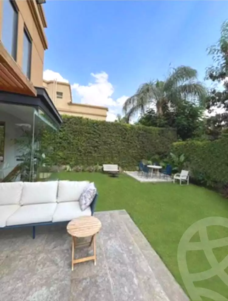 https://aqarmap.com.eg/ar/listing/6955487-for-sale-cairo-new-cairo-lrhb-city-phase-5-talaat-mostafa-st