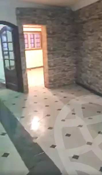 https://aqarmap.com.eg/ar/listing/6955507-for-sale-cairo-ain-shams-ain-shams-el-sharkia-el-zahraa-st