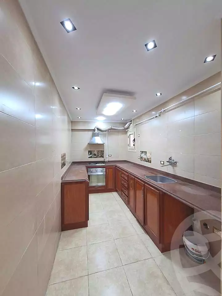 https://aqarmap.com.eg/en/listing/6955667-for-sale-alexandria-sydy-bshr-sydy-bshr-bhry-street-15