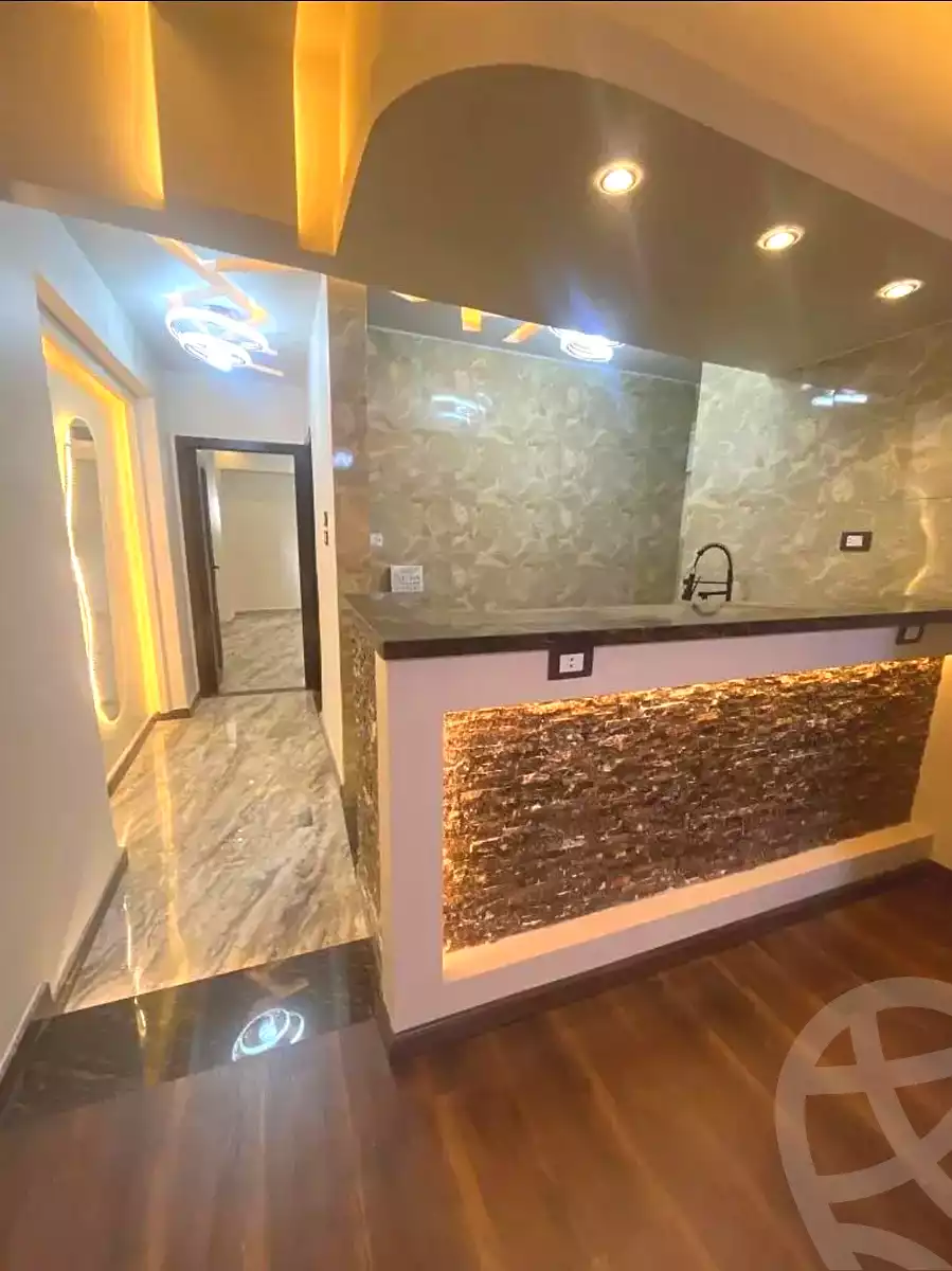 https://aqarmap.com.eg/ar/listing/6956379-for-sale-alexandria-sydy-bshr-sydy-bshr-bhry-shr-khld-bn-lwlyd