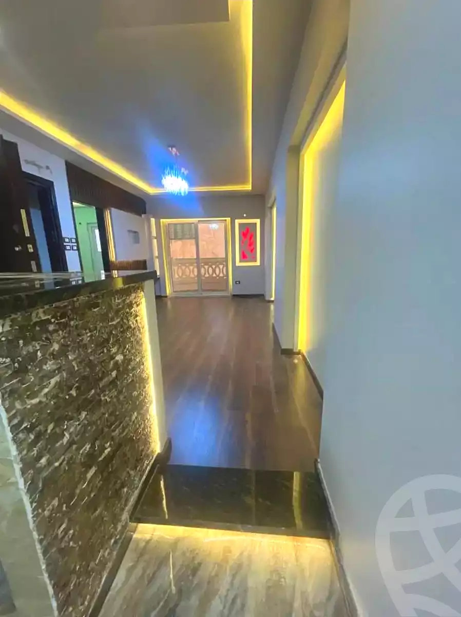 https://aqarmap.com.eg/ar/listing/6956379-for-sale-alexandria-sydy-bshr-sydy-bshr-bhry-shr-khld-bn-lwlyd