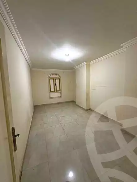 https://aqarmap.com.eg/ar/listing/6956467-for-rent-alexandria-new-miami-eskot