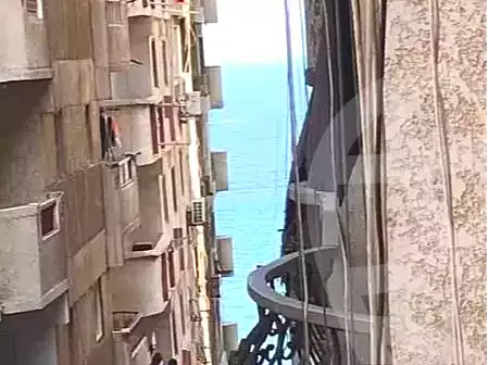 https://aqarmap.com.eg/ar/listing/6956709-for-rent-alexandria-el-mandara