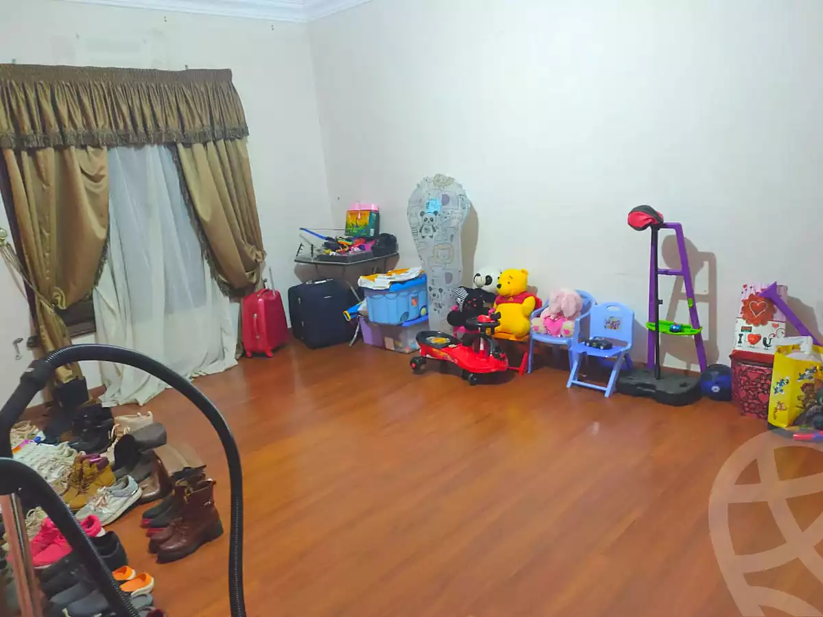 https://aqarmap.com.eg/ar/listing/6956825-for-sale-cairo-el-shorouk-compounds-joudya-mall