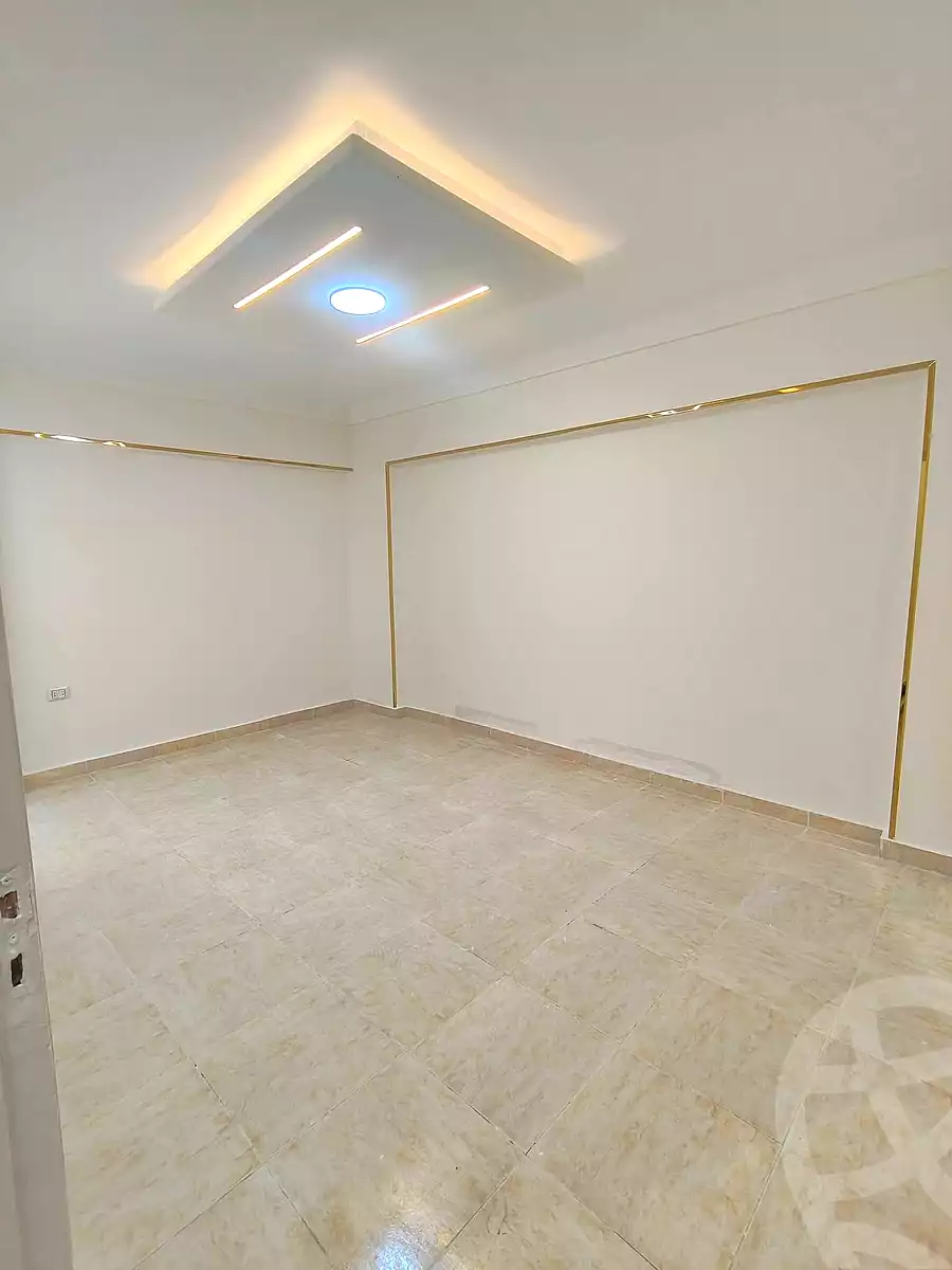 https://aqarmap.com.eg/ar/listing/6957255-for-sale-alexandria-sydy-bshr-sydy-bshr-bhry-shr-mhmwd-l-yswy