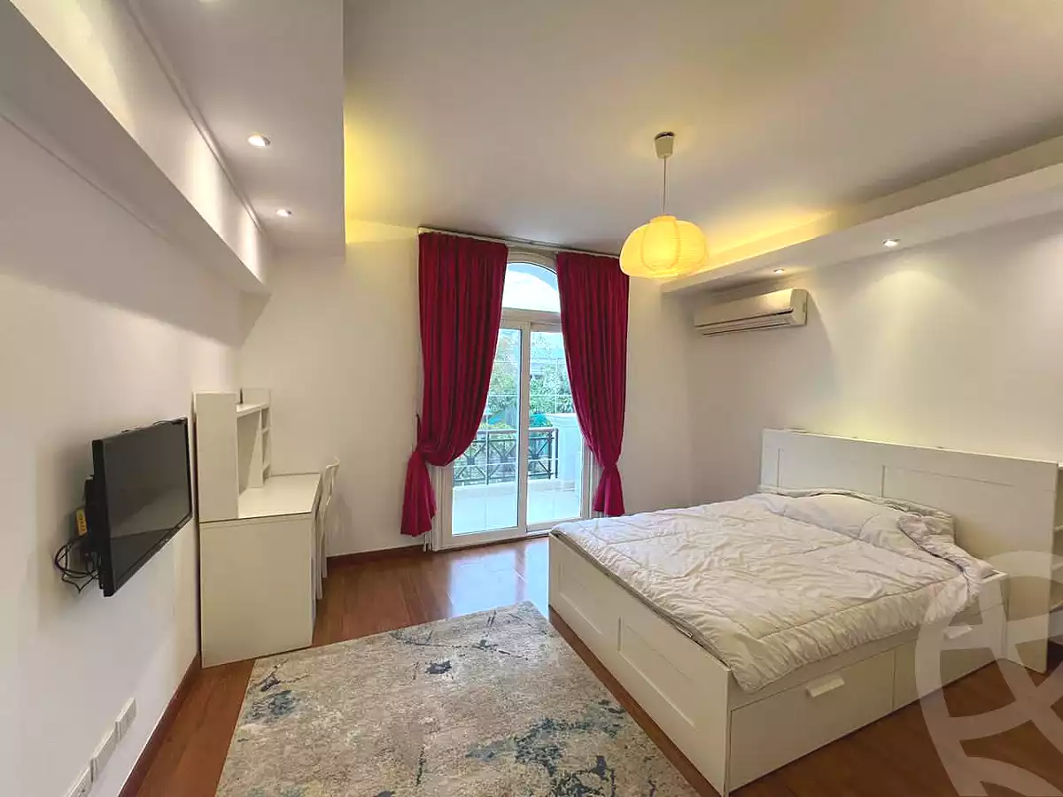 https://aqarmap.com.eg/ar/listing/6957472-for-sale-cairo-new-cairo-compounds-mountain-view-1