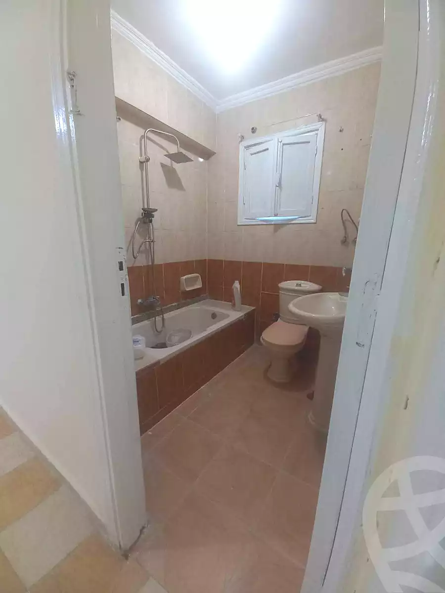 https://aqarmap.com.eg/en/listing/6957650-for-sale-alexandria-sydy-bshr-sydy-bshr-bhry-ali-hipa-st
