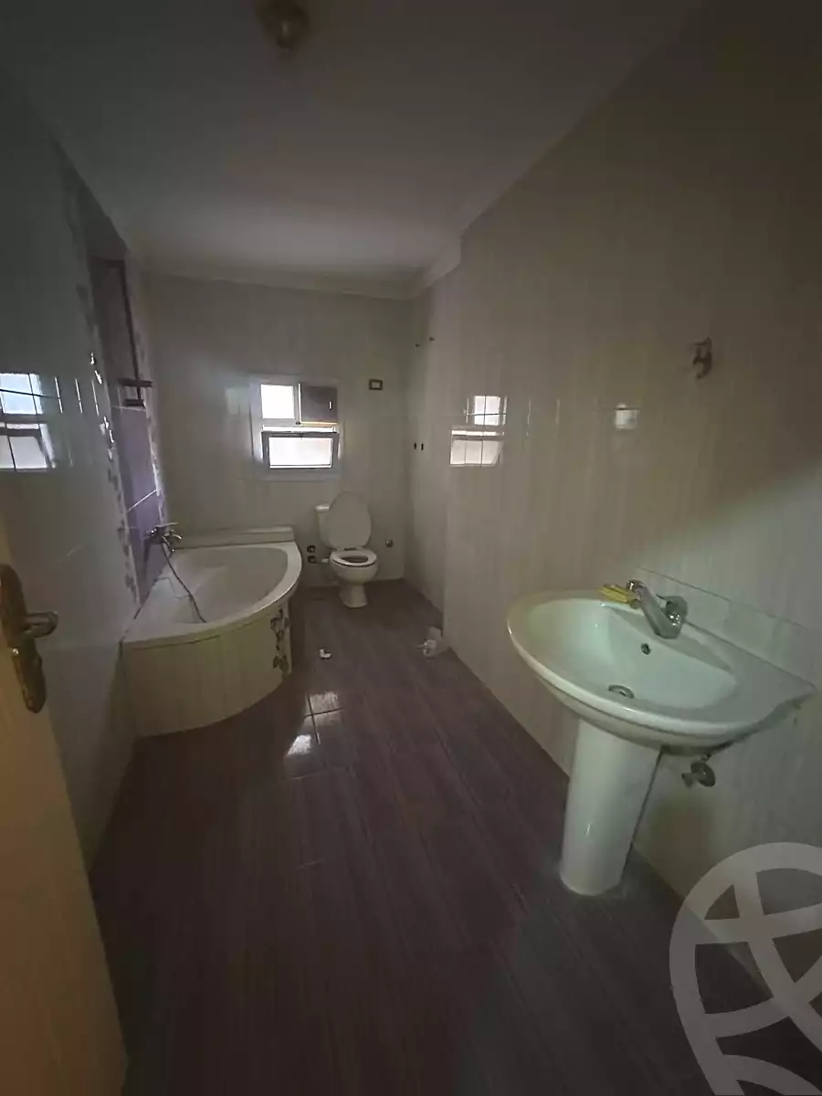 https://aqarmap.com.eg/ar/listing/6957720-for-rent-cairo-elnozha-taha-hussein-st