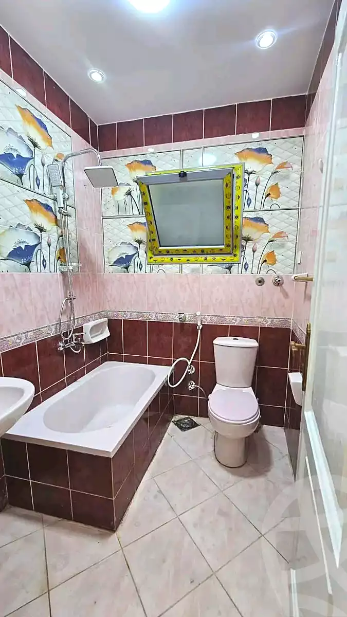 https://aqarmap.com.eg/ar/listing/6958006-for-sale-alexandria-sydy-bshr-sydy-bshr-bhry-shr-khld-bn-lwlyd