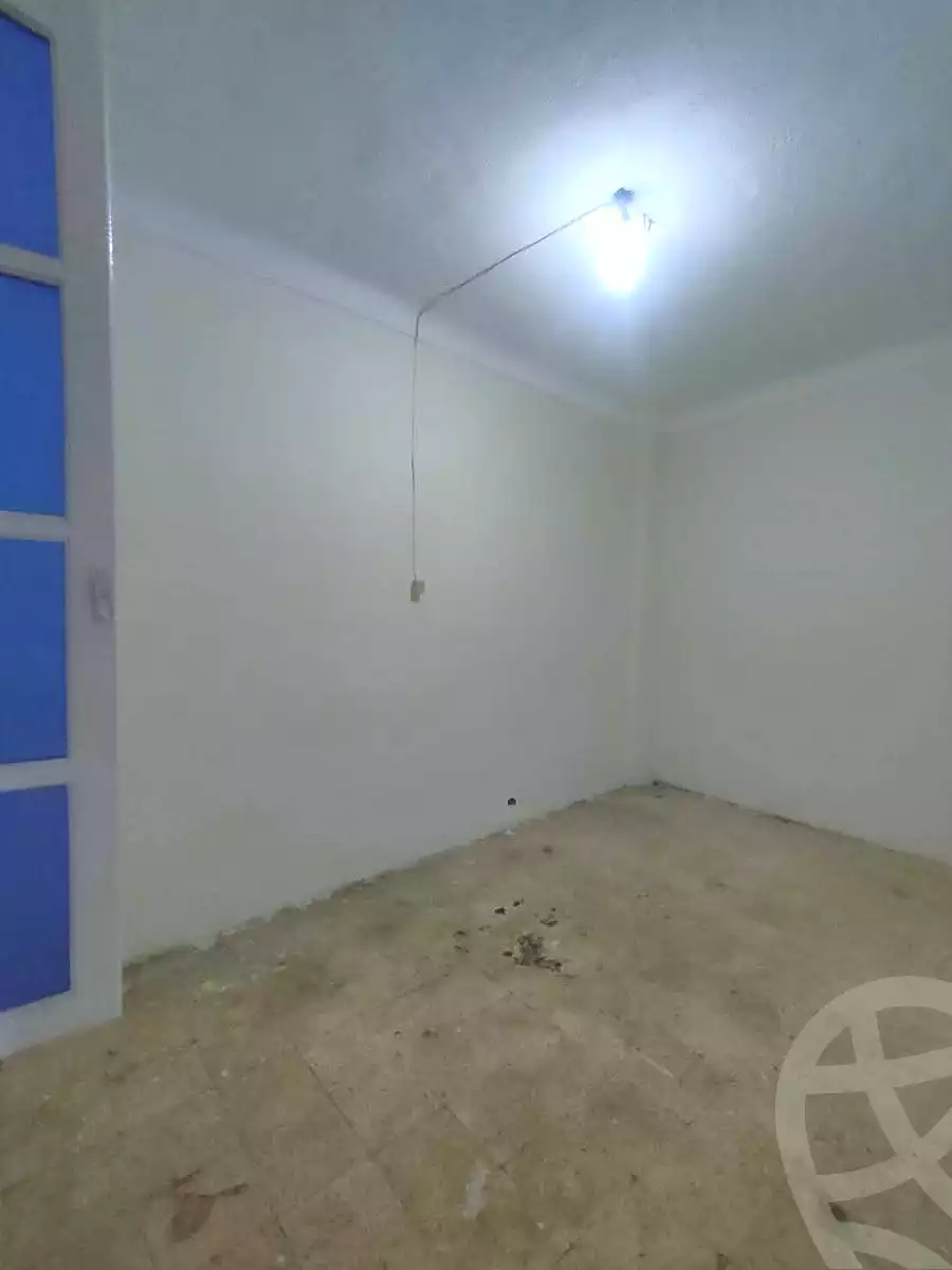 https://aqarmap.com.eg/ar/listing/6958231-for-sale-alexandria-al-agamy-el-hanouvel-abo-bakr-el-sedeek-st
