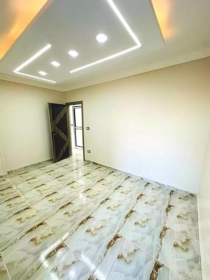 https://aqarmap.com.eg/en/listing/6958269-for-sale-alexandria-lsywf-el-falki