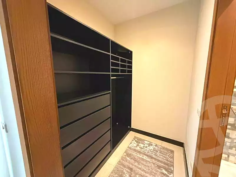 https://aqarmap.com.eg/en/listing/6958378-for-rent-cairo-new-cairo-compounds-lakeview-residence