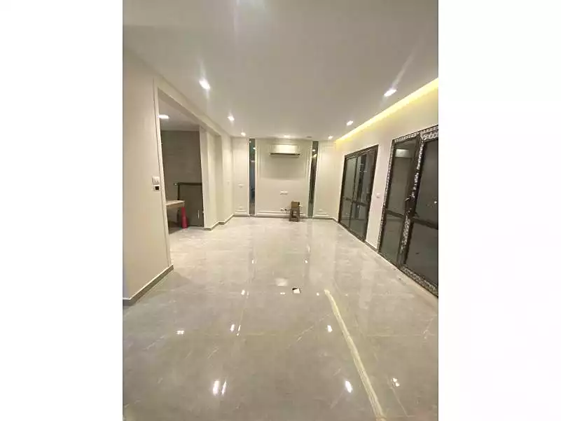 https://aqarmap.com.eg/ar/listing/6958388-for-sale-cairo-new-cairo-compounds-eastown-eastown-parks