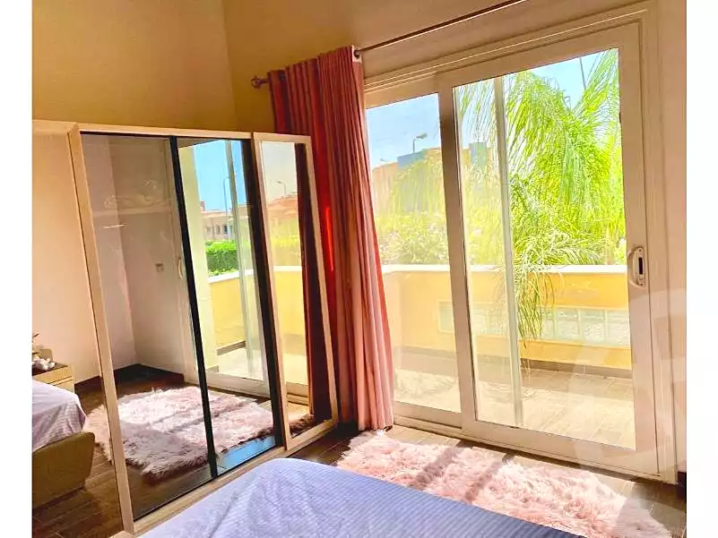 https://aqarmap.com.eg/en/listing/6958447-for-sale-cairo-new-cairo-compounds-hayati-residence