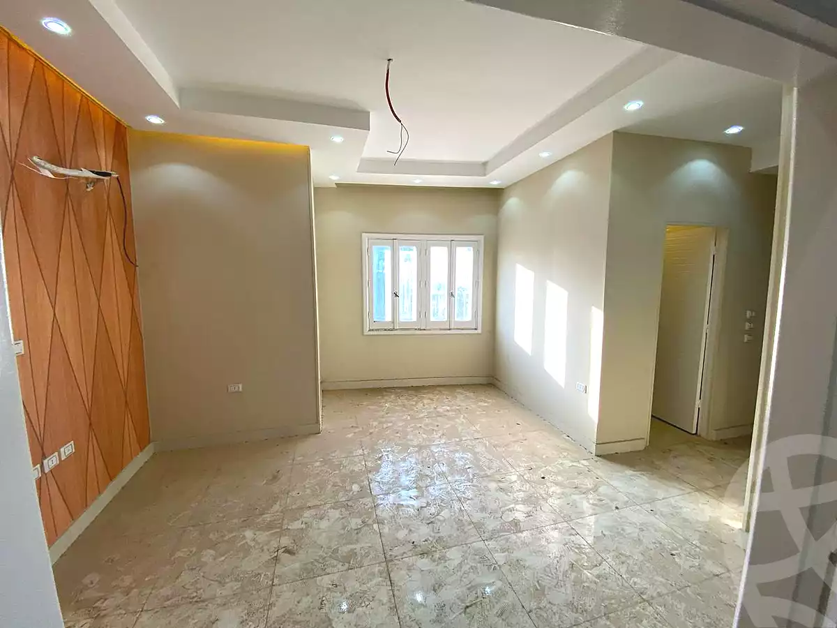 https://aqarmap.com.eg/ar/listing/6958668-for-rent-cairo-downtown-tl-t-hrb