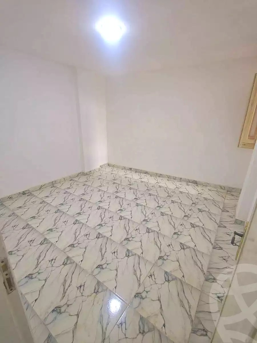 https://aqarmap.com.eg/ar/listing/6958793-for-sale-alexandria-al-agamy-el-hanouvel-abo-bakr-el-sedeek-st