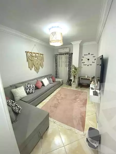 https://aqarmap.com.eg/en/listing/6958916-for-sale-cairo-helwan-mnshy-yn-hlwn-rael-st