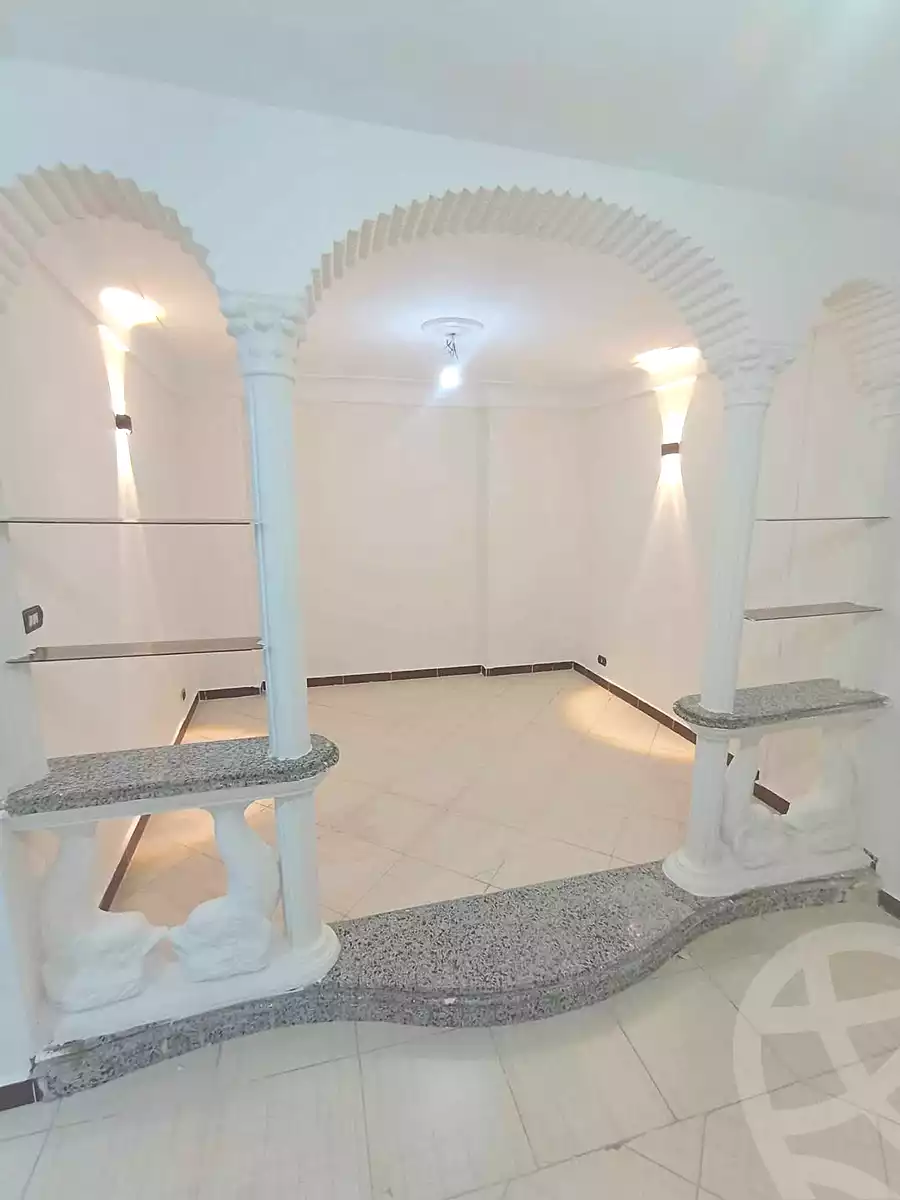 https://aqarmap.com.eg/ar/listing/6958966-for-sale-alexandria-lsywf-el-falki