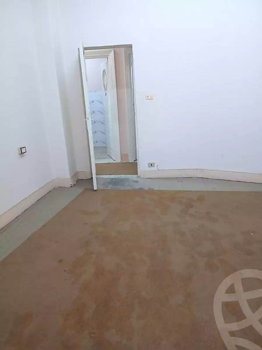 https://aqarmap.com.eg/ar/listing/6959149-for-rent-cairo-downtown-tl-t-hrb