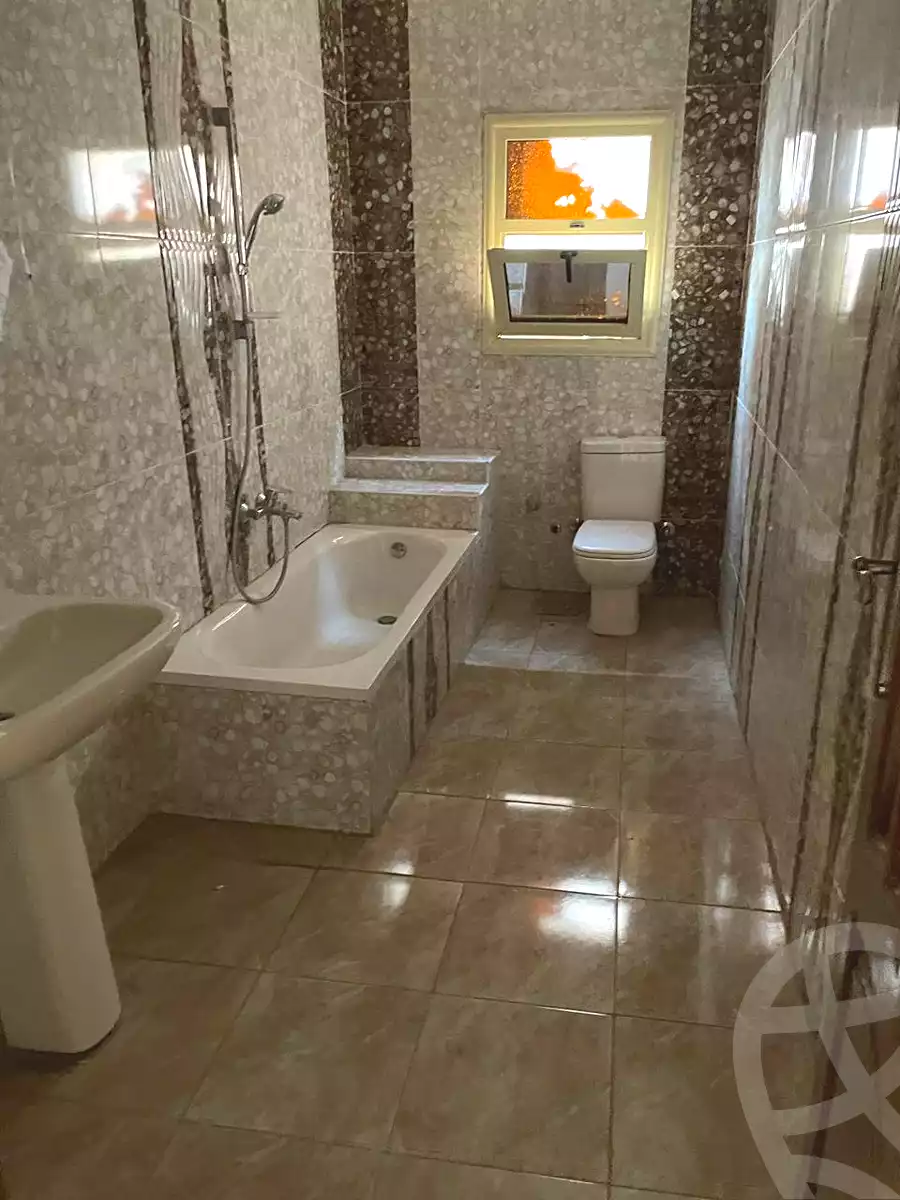 https://aqarmap.com.eg/ar/listing/6959274-for-rent-cairo-new-cairo-jml-bd-lnsr