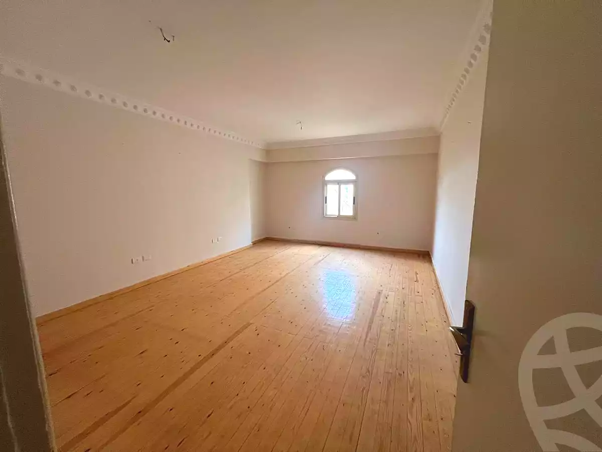 https://aqarmap.com.eg/en/listing/6959330-for-sale-cairo-new-cairo-ganob-el-akadamiya-south-academy-g-yassin-abd-el-ghafar-st