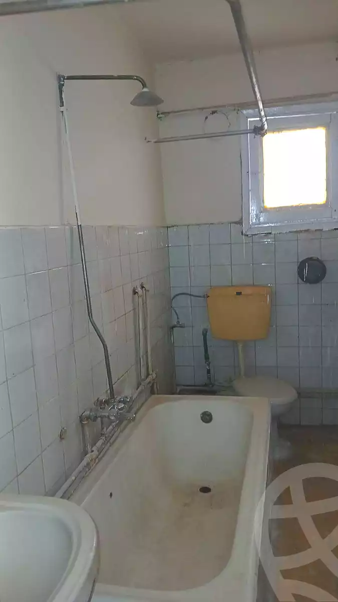 https://aqarmap.com.eg/ar/listing/6959504-for-rent-cairo-shoubra