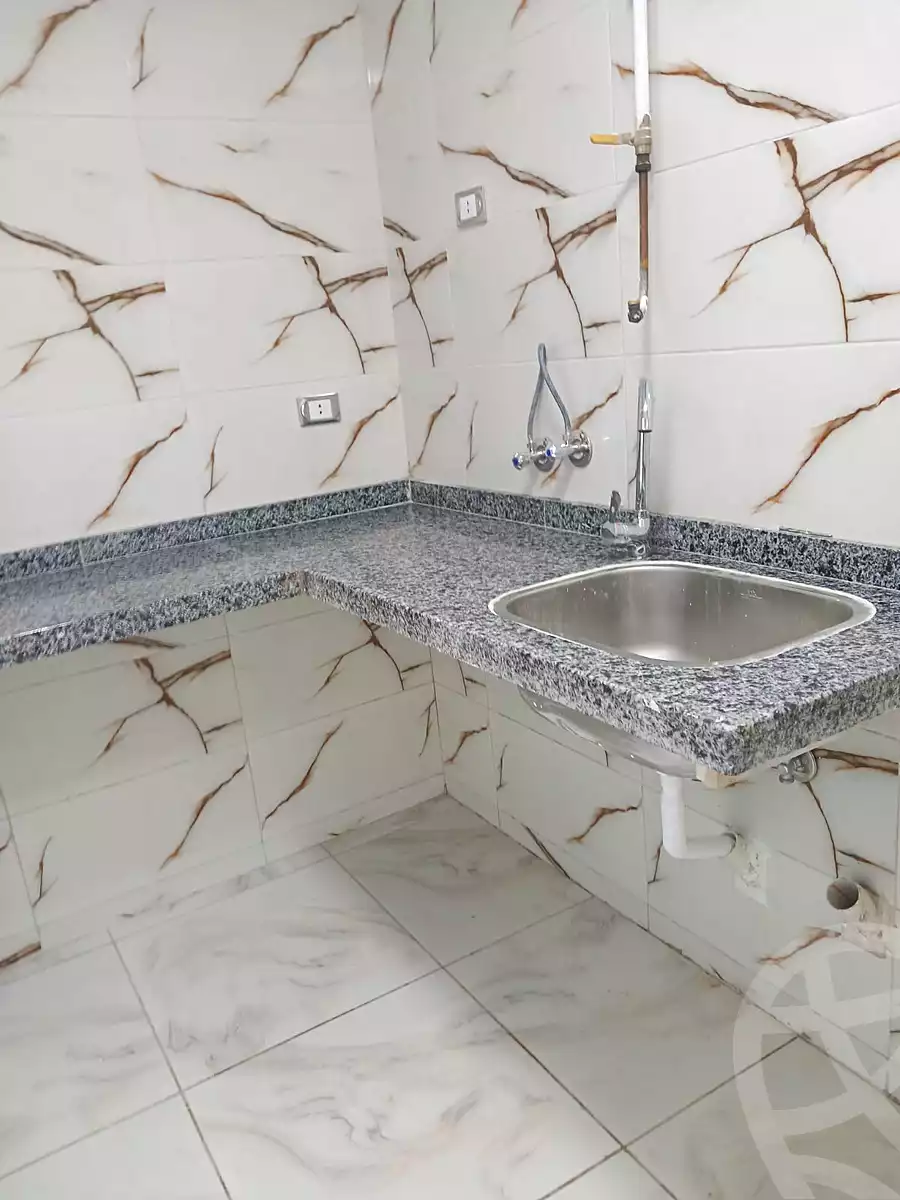https://aqarmap.com.eg/ar/listing/6960090-for-sale-alexandria-new-miami-el-quds-school-st