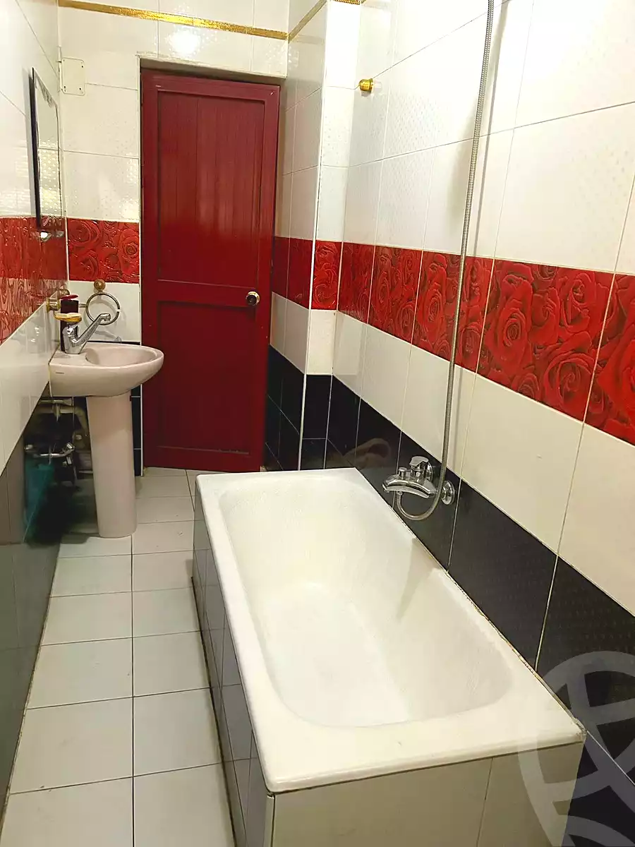 https://aqarmap.com.eg/en/listing/6960319-for-sale-cairo-shoubra-jzyr-bdrn-al-masara-st