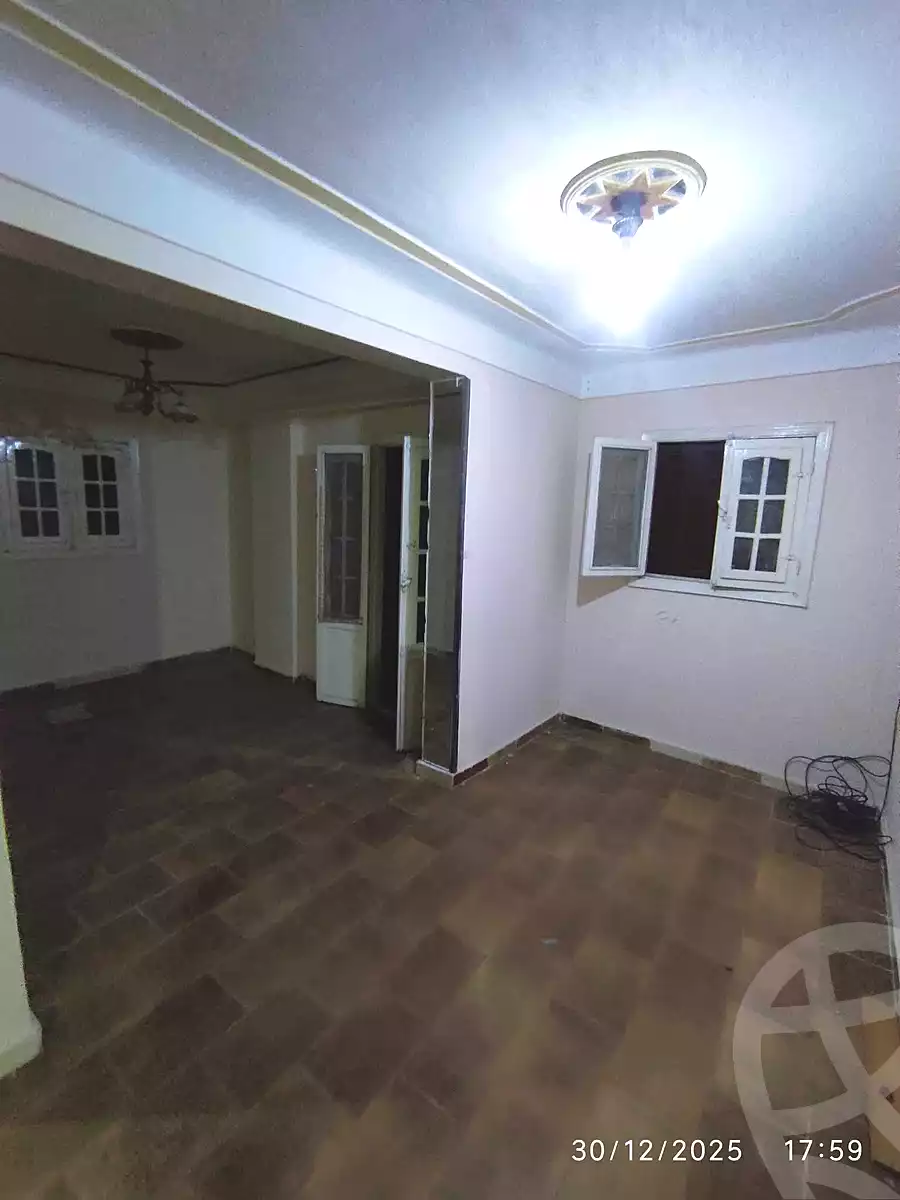 https://aqarmap.com.eg/ar/listing/6960317-for-sale-alexandria-el-asafra-l-sfr-qbly-street-30