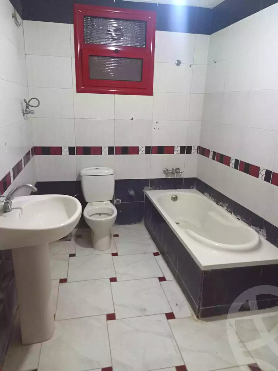 https://aqarmap.com.eg/ar/listing/6960532-for-rent-cairo-faisal-kafr-tohormos-roz-el-youssef-st