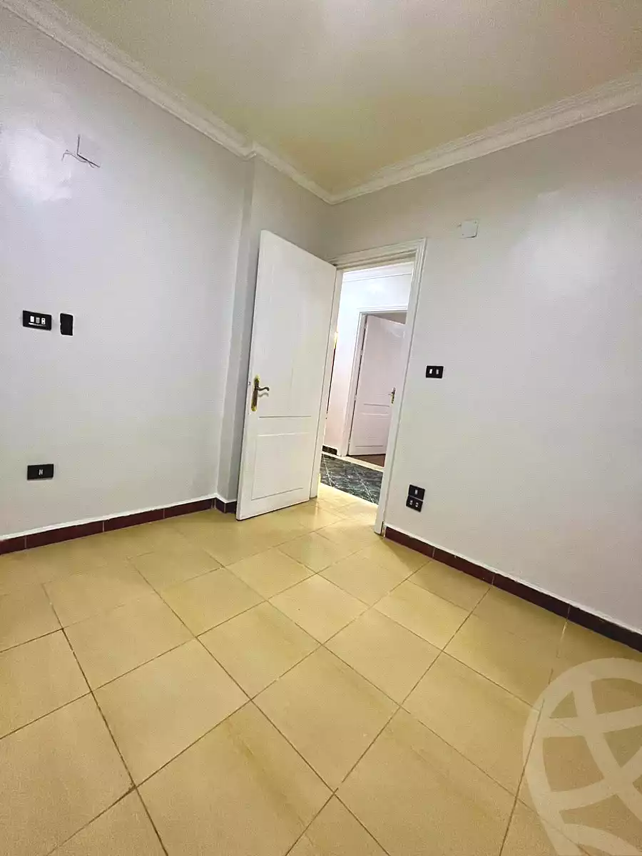https://aqarmap.com.eg/ar/listing/6961027-for-sale-cairo-faisal-el-maryotyah-dr-lashin-st