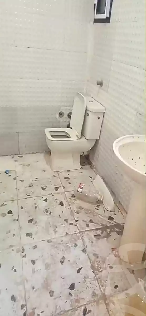 https://aqarmap.com.eg/ar/listing/6961105-for-sale-alexandria-al-agamy-el-hanouvel-al-haded-we-al-soulb-st