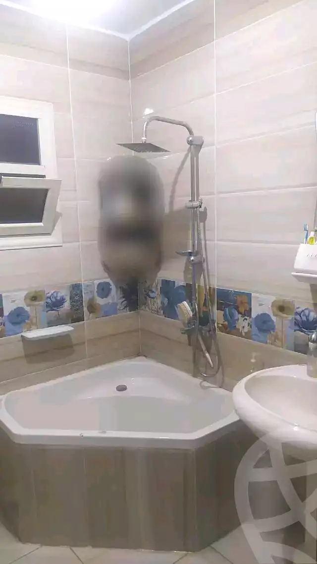 https://aqarmap.com.eg/ar/listing/6962338-for-sale-cairo-ain-shams-alf-maskn-ismail-el-fangari-st