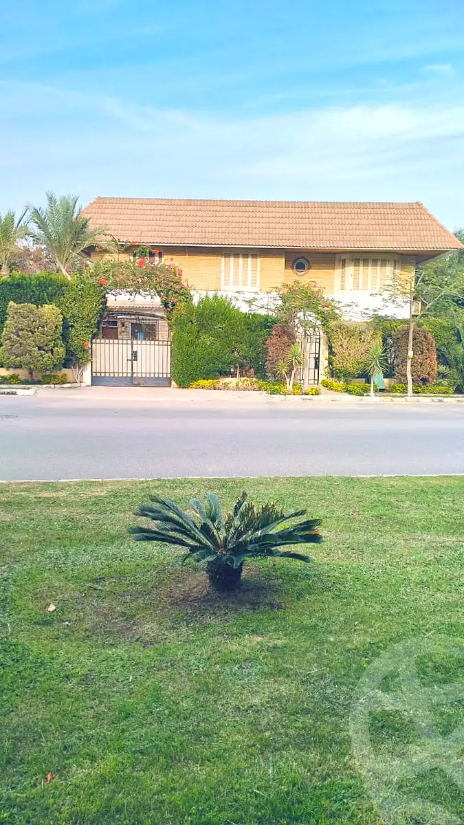 فيلا بـ٦ غرف نوم في الربوة، صورة ٢ من ٢٢