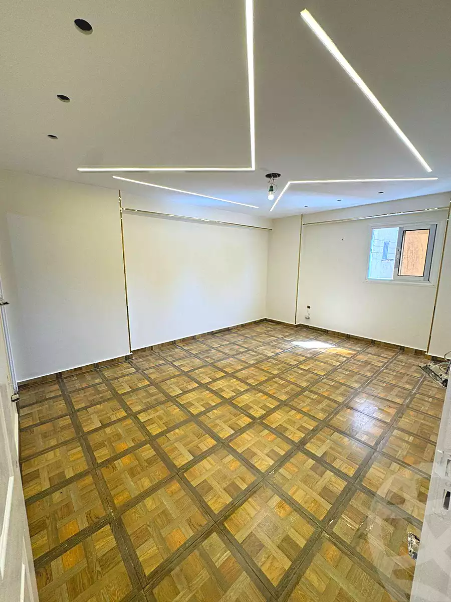 https://aqarmap.com.eg/ar/listing/6963117-for-sale-alexandria-sydy-bshr-sydy-bshr-bhry-khalil-hamada-st