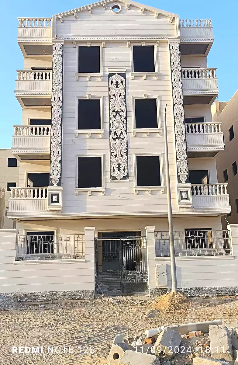 https://aqarmap.com.eg/en/listing/6963235-for-sale-cairo-badr-city-hai-el-ashgar-featured-neighborhood-bait-el-watan