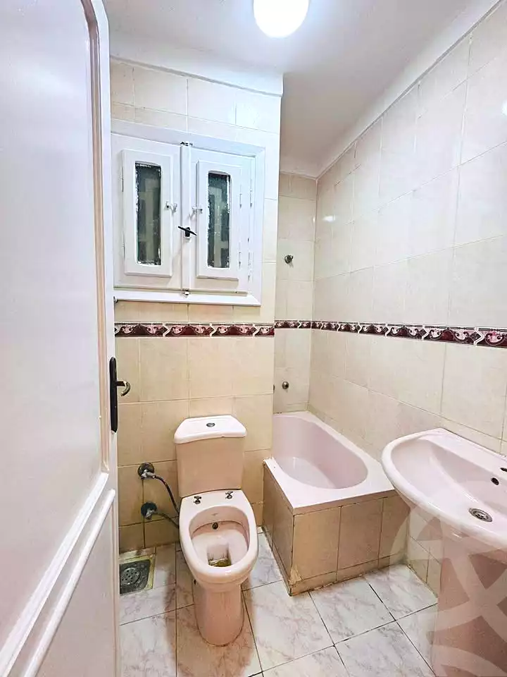 https://aqarmap.com.eg/ar/listing/6963528-for-sale-alexandria-al-agamy-shataa-el-nakheel