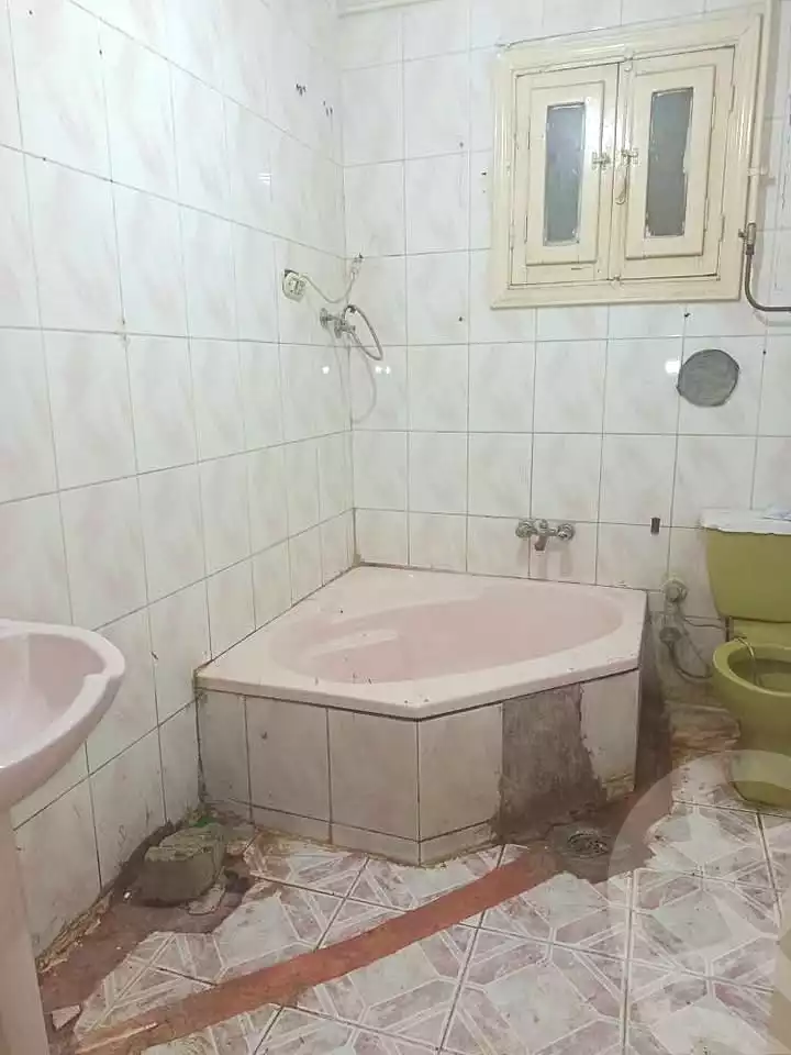 https://aqarmap.com.eg/en/listing/6963787-for-rent-alexandria-lsywf-el-falki