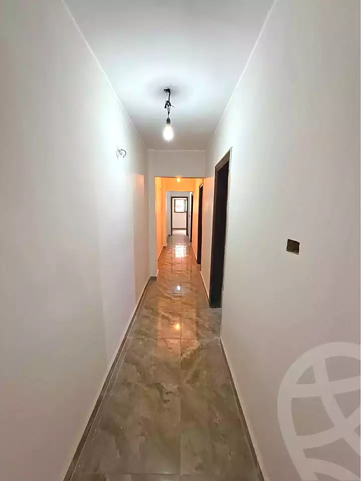https://aqarmap.com.eg/ar/listing/6963799-for-sale-alexandria-sydy-bshr-sydy-bshr-bhry-street-16