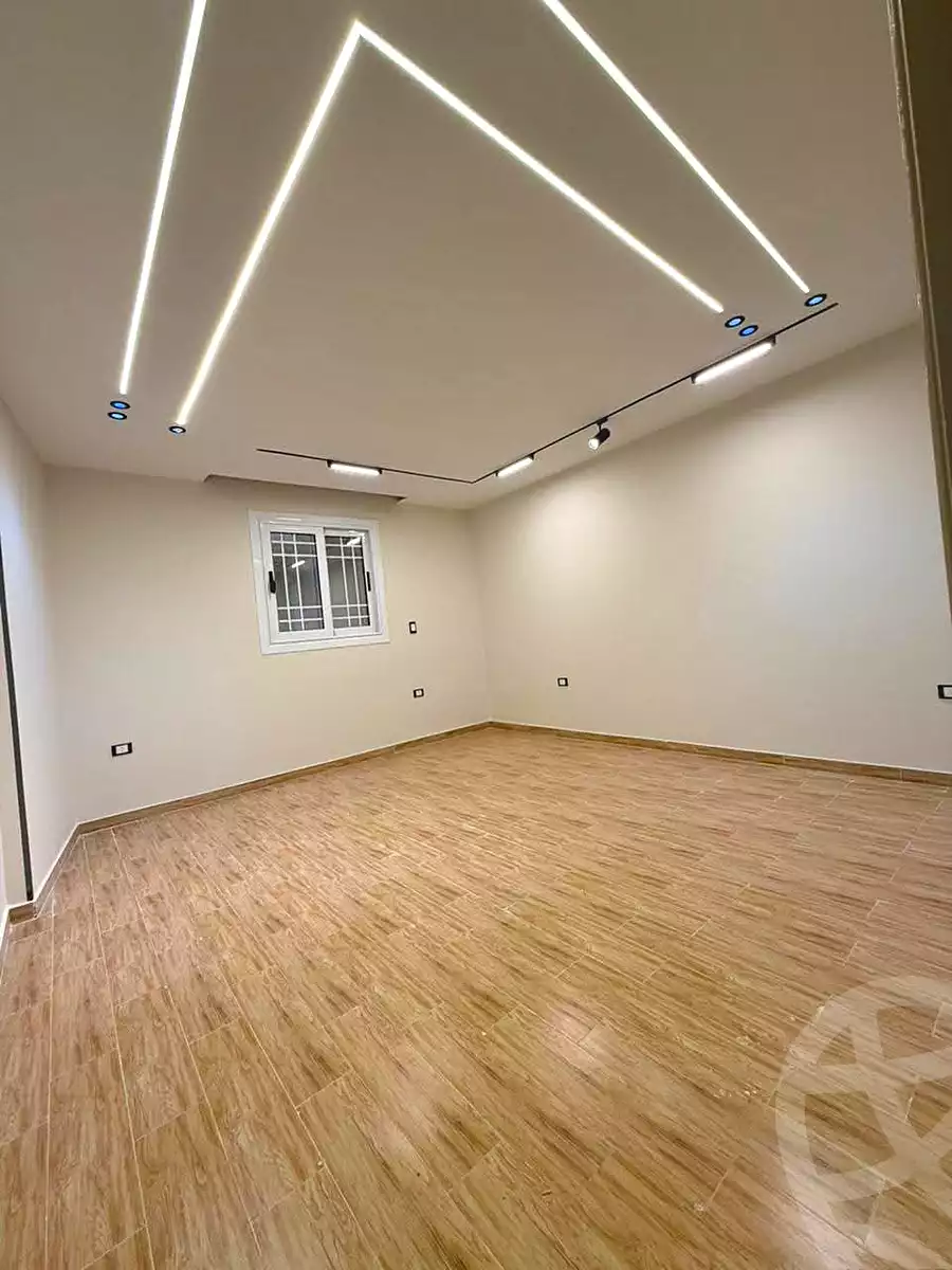 https://aqarmap.com.eg/ar/listing/6963818-for-sale-alexandria-al-agamy-lbytsh-el-reyad-st