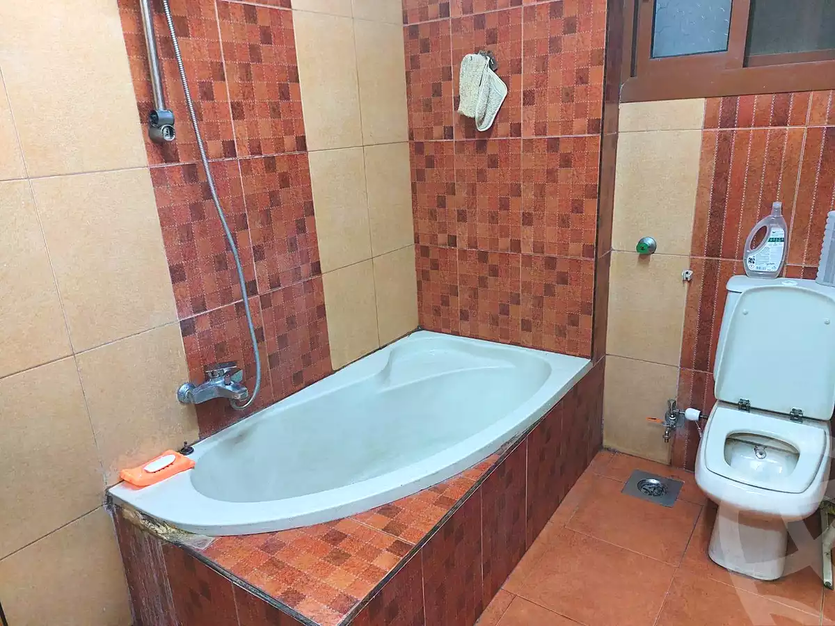 https://aqarmap.com.eg/ar/listing/6963973-for-sale-cairo-helwan-sherif-st