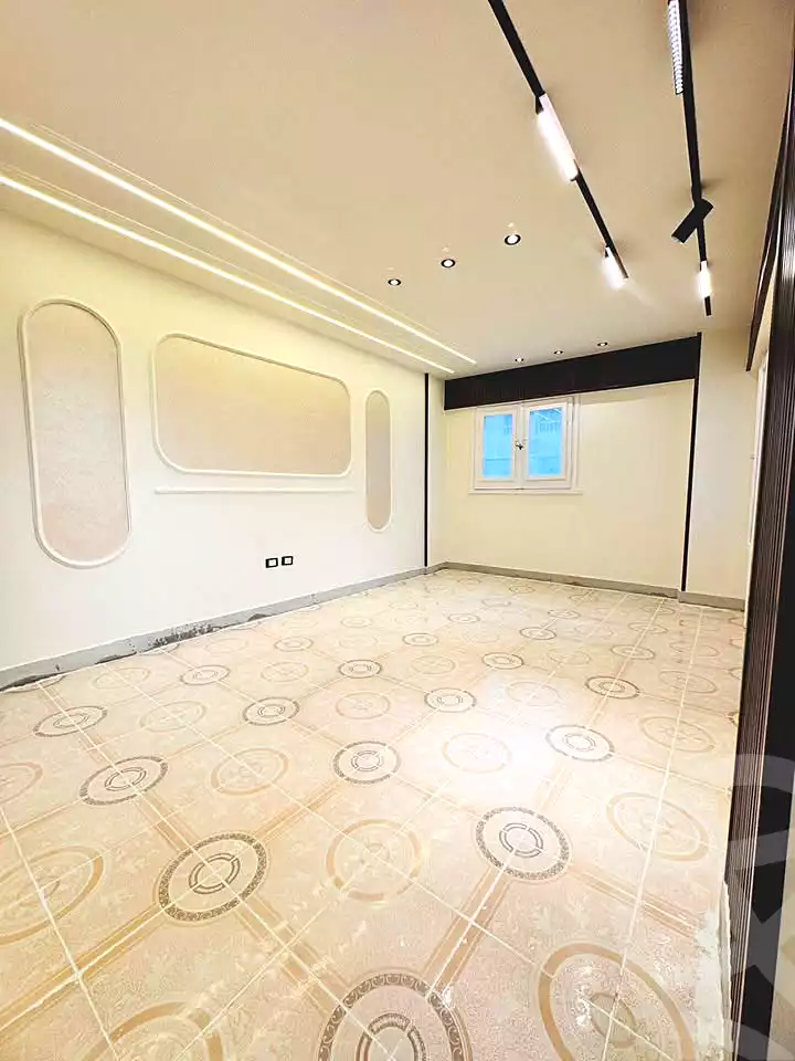 https://aqarmap.com.eg/ar/listing/6963976-for-sale-alexandria-al-agamy-shataa-el-nakheel